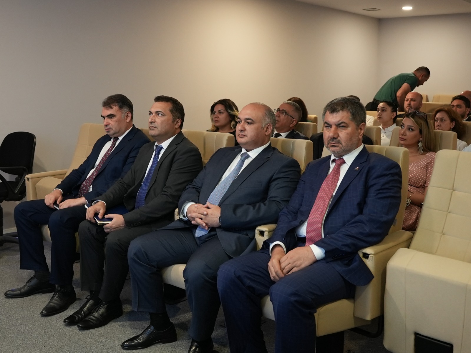 Dövlət Sosial Müdafiə Fondunun (DSMF) İdarə Heyətinin sədri Himalay Məmişovun iştirakı ilə TÜİB-in növbəti B2G formatlı tədbiri keçirilib.